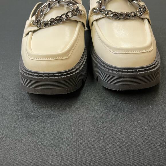 BP New Tristan Chunky Cream Faux Leather Chain Loafer 9M NWOB - Picture 4 of 11